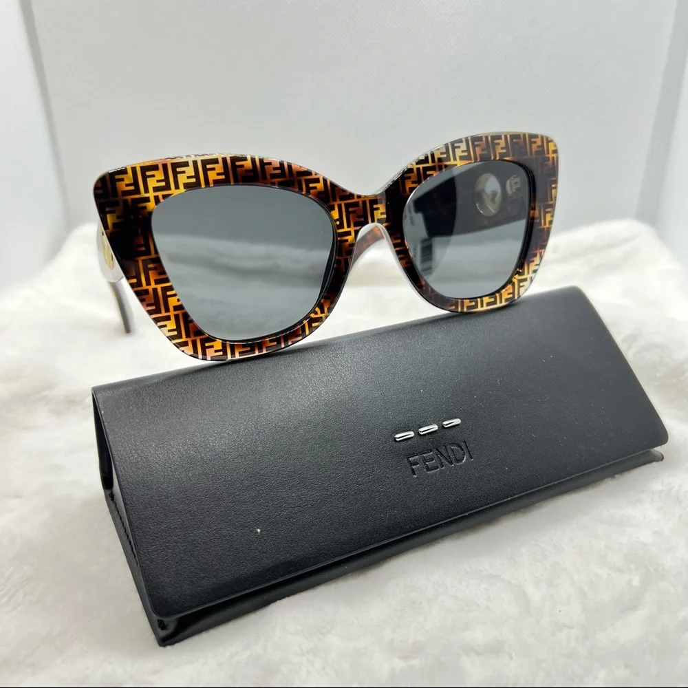 Fendi Sunglasses New Authentic Cat-eye Logo - Picture 3 of 9